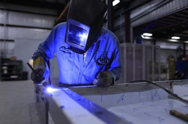 welder-673559_1280 welder-673559_1280