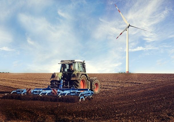 agricultural-machine-2138996_640 agricultural-machine-2138996_640